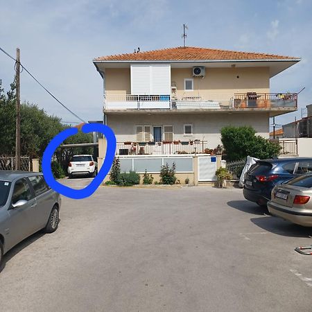 Studio Apartman Marija Трогир Экстерьер фото