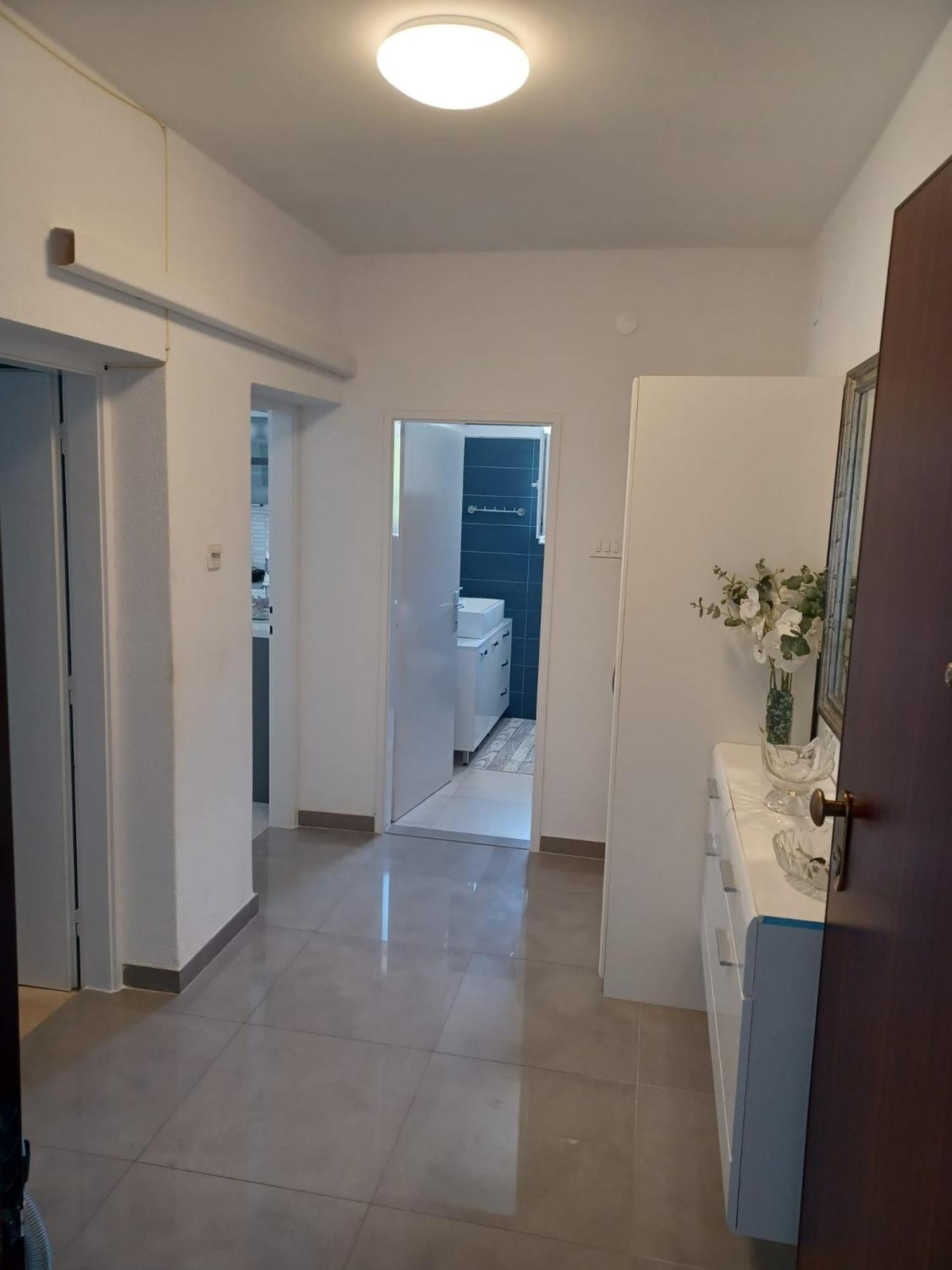 Studio Apartman Marija Трогир Экстерьер фото